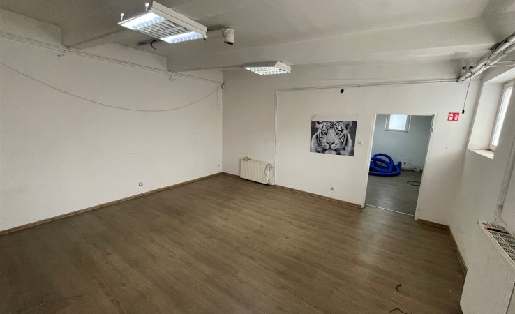 lokal na wynajem - Radomsko, al. Aleja 11 Listopada
